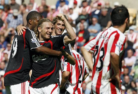 拜仁官方：于帕梅卡诺未进入本轮名单，是因为负荷管理轮休